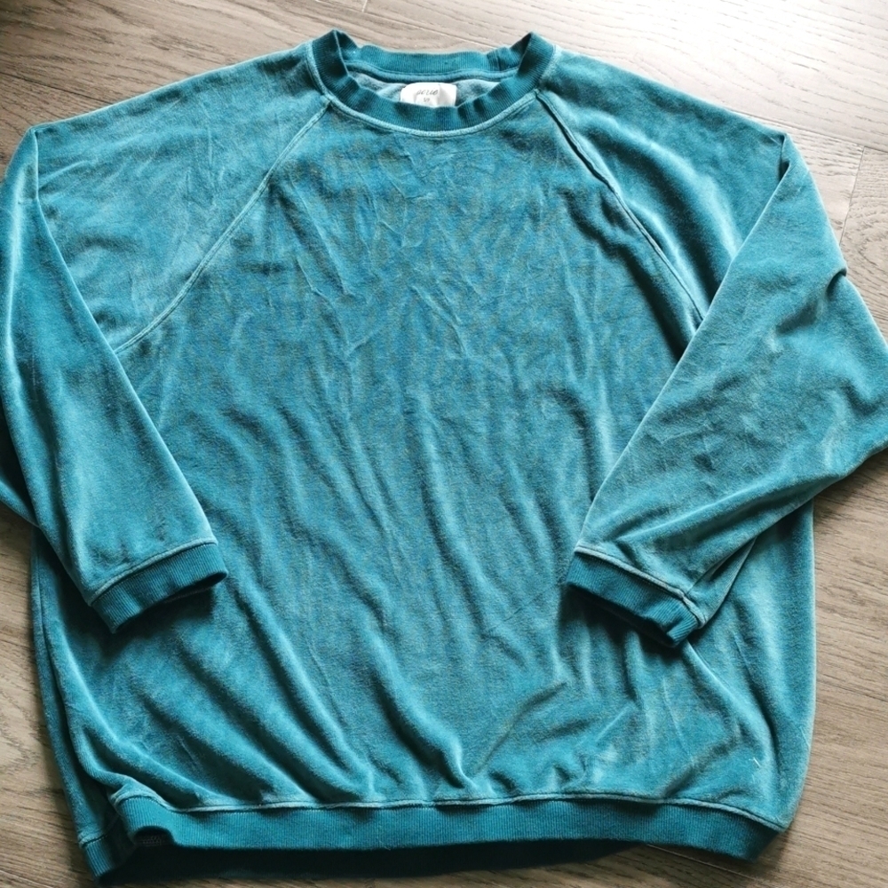Aerie velour soft oversized women's sweater. Aquamarine. Size small. EUC